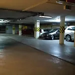 Dariusz Premium Z Garazem *