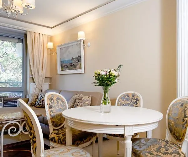 Διαμέρισμα Dariusz Premium Z Garazem Jurata