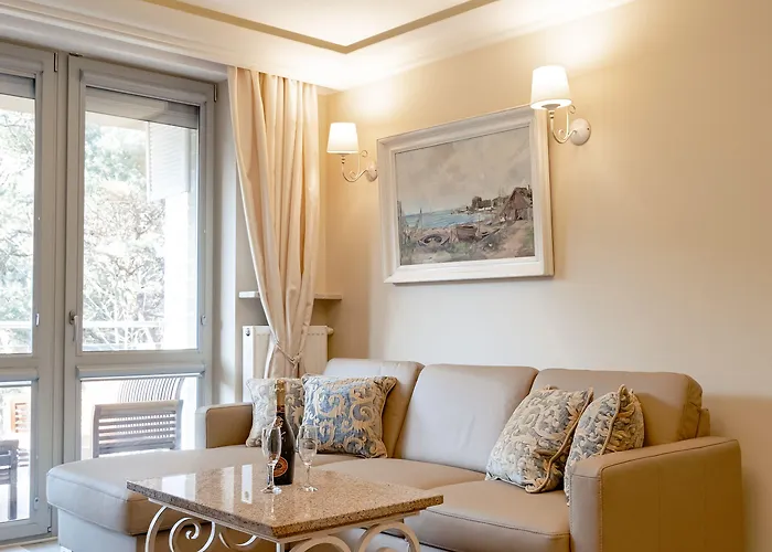 Dariusz Premium Z Garazem